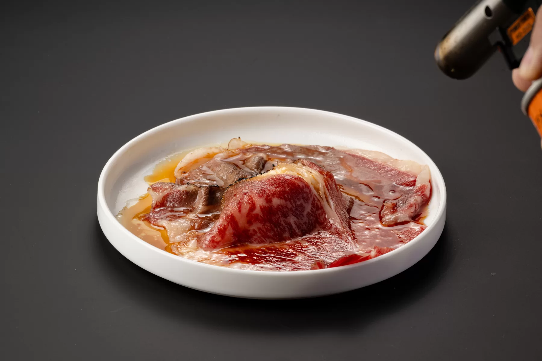 数量限定！炙り和牛肉寿司
